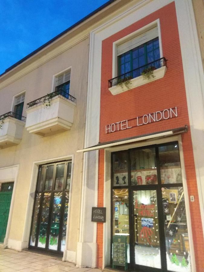 Hotel London 티라나 외부 사진